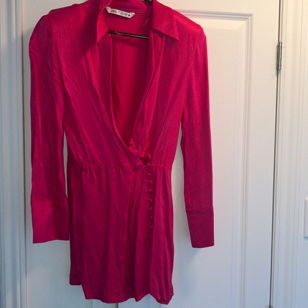 Pink shoulder pads dress - Picture 10 of 14